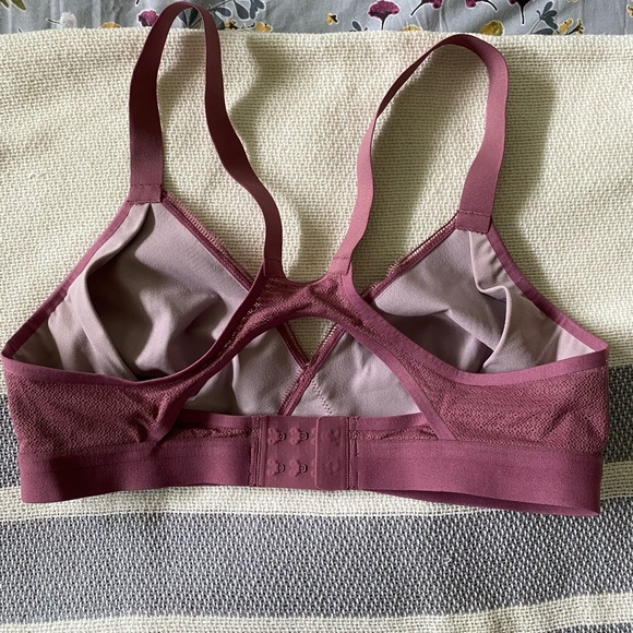 Lululemon Bra - Picture 2 of 3